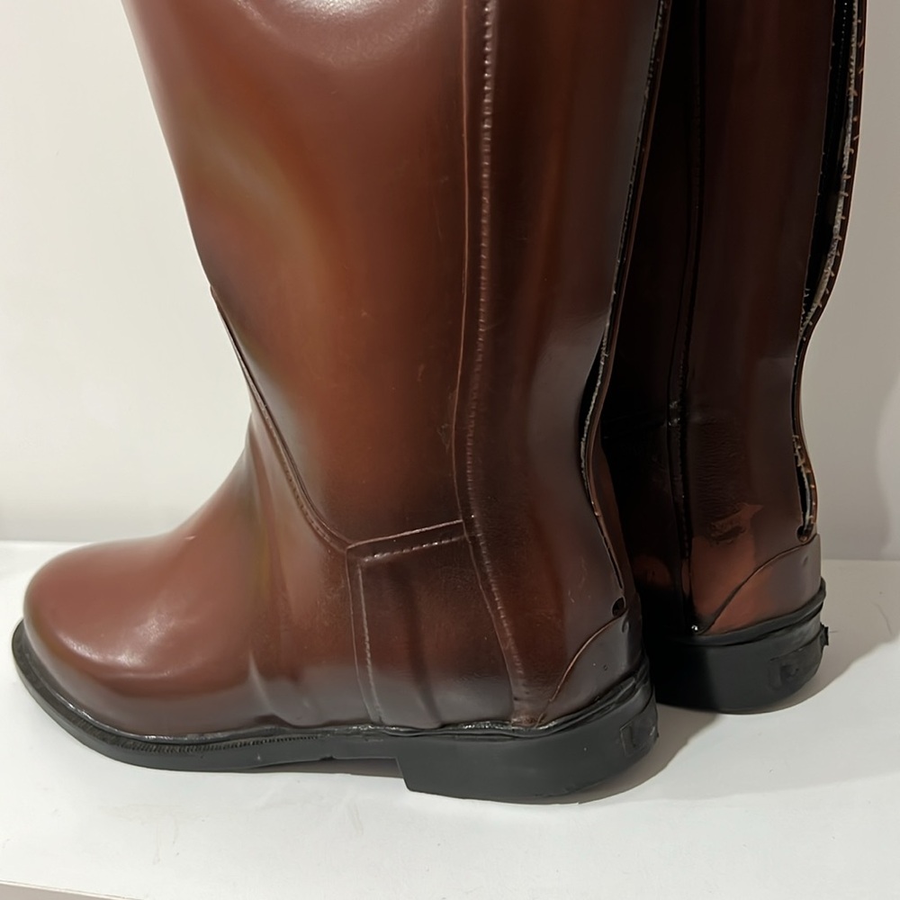 Burberry woman’s Brown Riding Boots size 7 - Picture 5 of 16